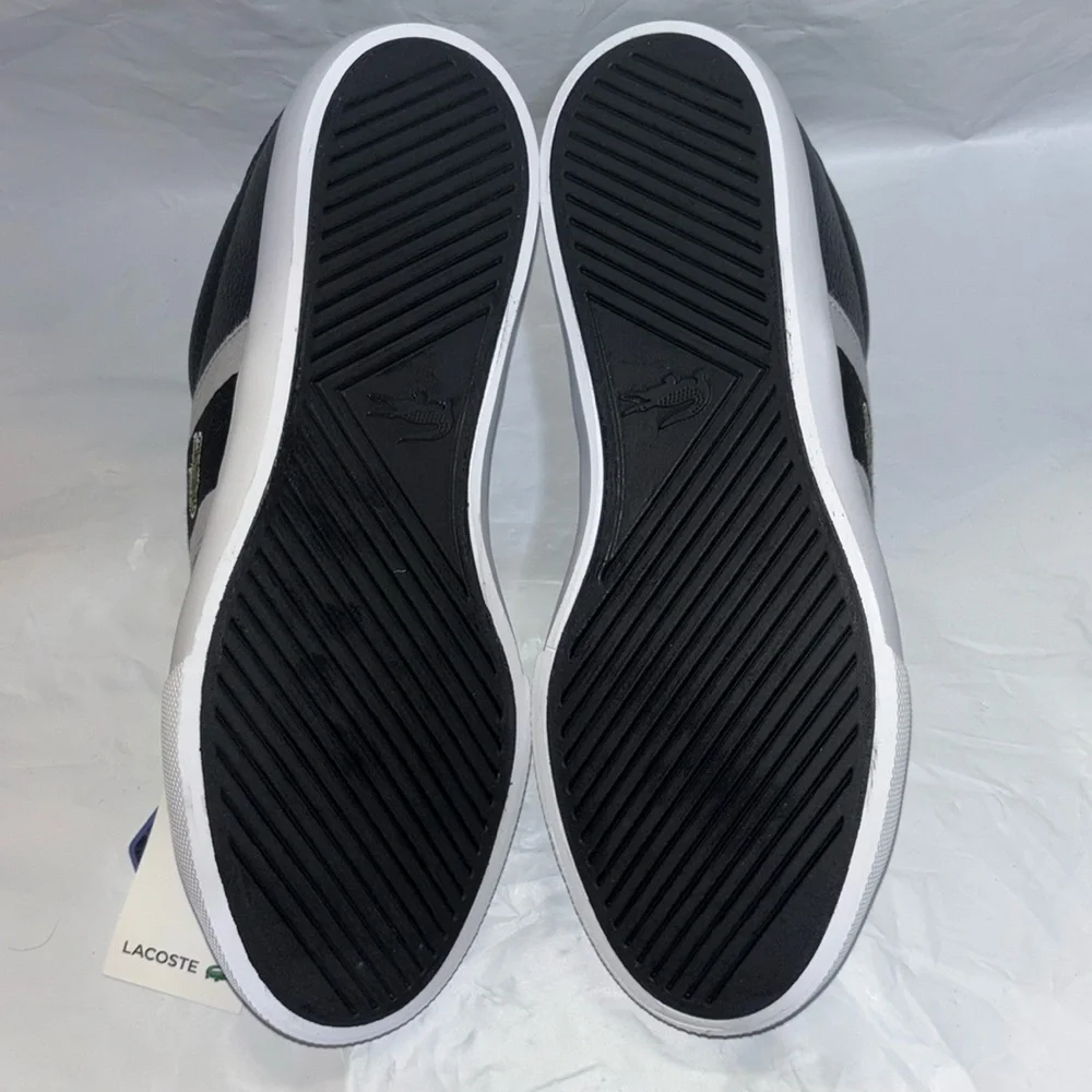 NEW LACOSTE Womens Grad Vulc 120 Sneakers Casual Flat Round Toe Low-Rise Size 6